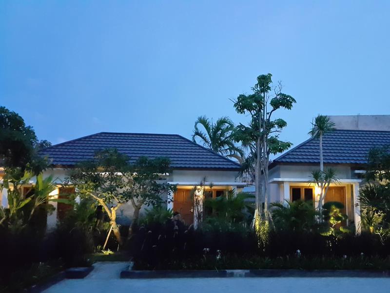 Kampoeng Nelayan Hotel Палу Экстерьер фото